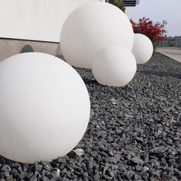 Świecąca kula ogrodowa CUMULUS M śr. 45cm 6977